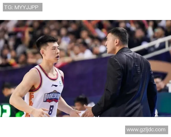 广厦队与同曦队激战正酣精彩文字直播全程回顾与分析